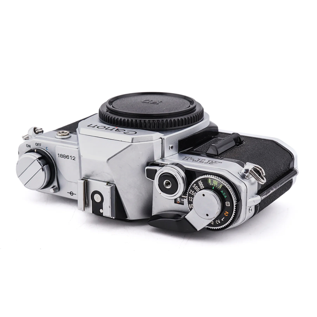 Canon AT-1 (Cuerpo) - 35mm SLR Film Camera