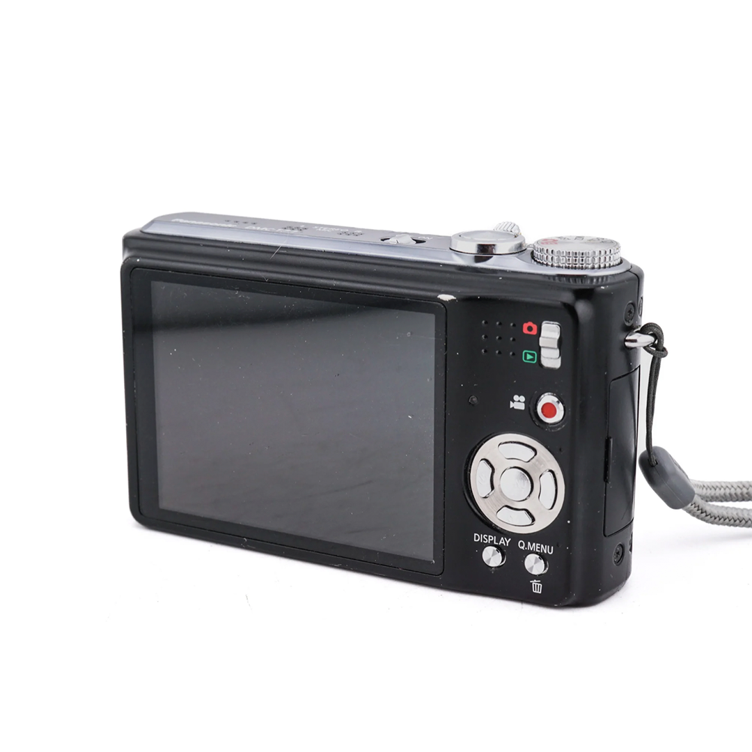 Panasonic Lumix DMC-TZ7 - Digital Vintage Camera